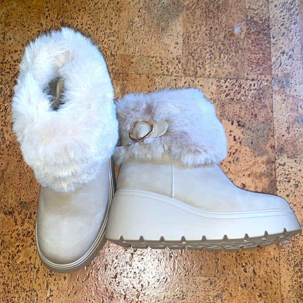 River island tan wedge boots with plush cuff